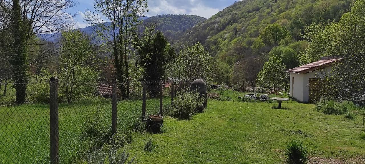 Maison Au Pied De La Montagne Aspet Экстерьер фото